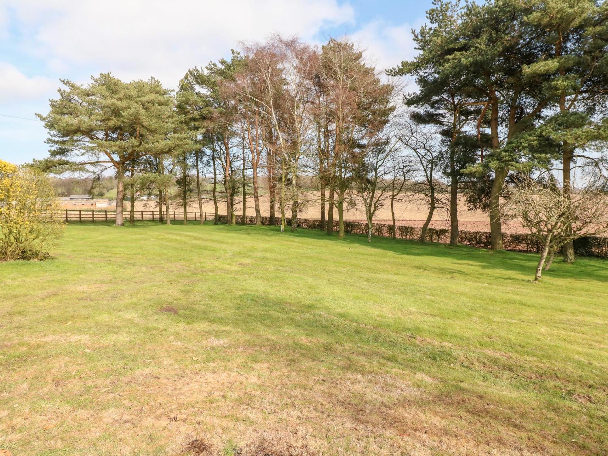 Fields Farm Villa Draycott in the Moors Exteriör bild